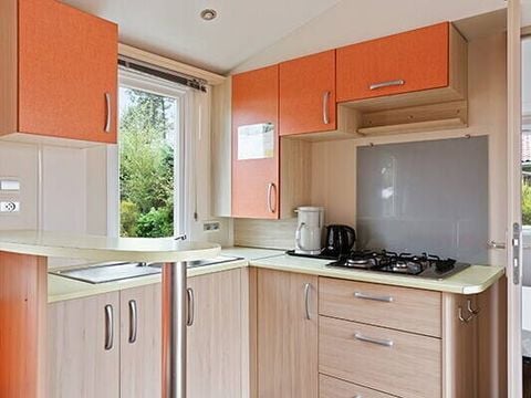 MOBILHOME 6 personnes - Classic | 2 Ch. | 6 Pers. | Terrasse surélevée | 1 SDB | Clim.