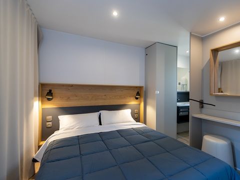 MOBILHOME 4 personnes -  Key West - 2 chambres - 2 salles de bains + TV + Spa