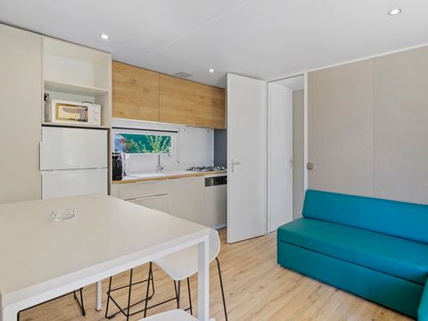 MOBILHOME 4 personnes -  Key West - 2 chambres - 2 salles de bains + TV + Spa