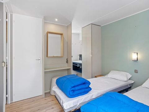 MOBILHOME 4 personnes -  Key West - 2 chambres - 2 salles de bains + TV + Spa