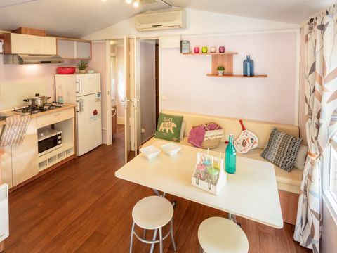 Mobilhome 6 personnes - Comfort | 2 Ch. | 4/6 Pers. | Terrasse simple | Clim.