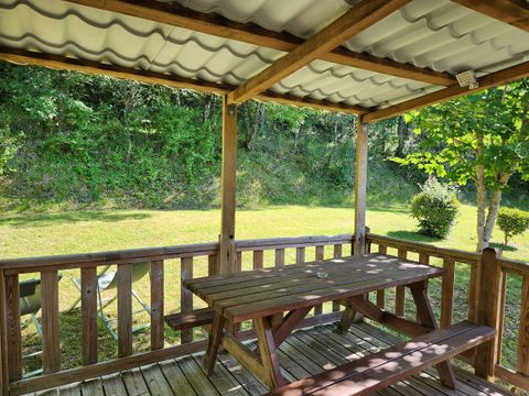 CHALET 4 personnes - CLIM - Locatif bois avec terrasse couverte