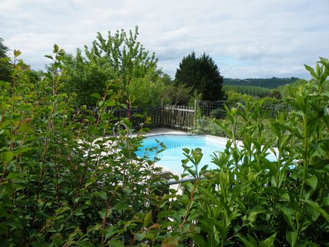 HÉBERGEMENT INSOLITE 2 personnes - Roulotte de charme La Mésange