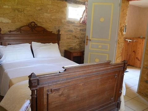 GÎTE 6 personnes - CLIM -Gite de charme Les Figuiers - Pierre et Bois -  avec piscine