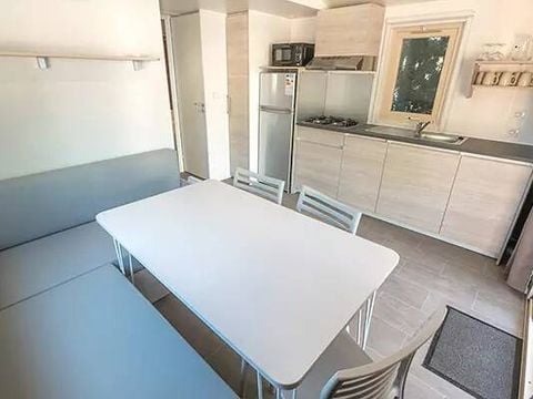 MOBILHOME 4 personnes - Premium | 2 Ch. | 4 Pers. | Terrasse simple| Clim.