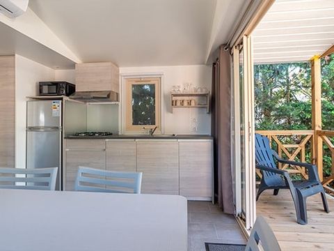 Mobilhome 4 personnes - Comfort XL | 2 Ch. | 4 Pers. | Terrasse surélevée | Clim