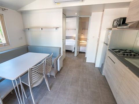 Mobilhome 4 personnes - Comfort XL | 2 Ch. | 4 Pers. | Terrasse surélevée | Clim.