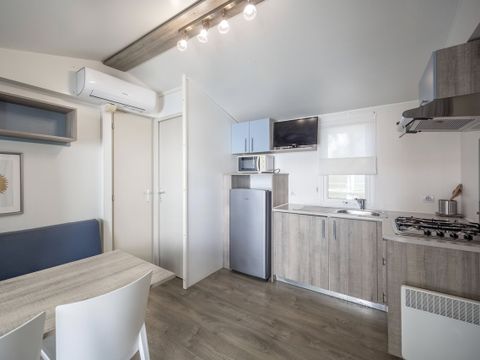 MOBILHOME 5 personnes - Premium 4 Personnes + 1 Enfant