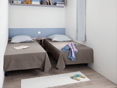 MOBILHOME 7 personnes - Family XL 40 m² - climatisé 6/7 pers