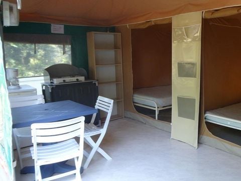 BUNGALOW TOILÉ 4 personnes - Sans sanitaires