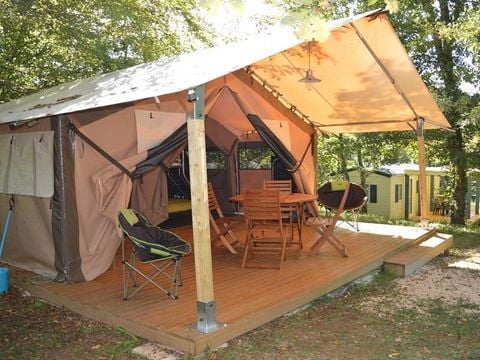 TENTE TOILE ET BOIS 5 personnes - LODGE VICTORIA sans sanitaires