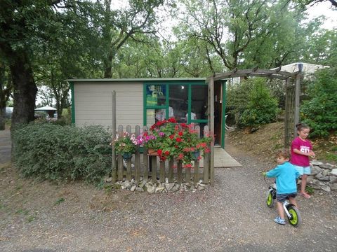Camping Le Picouty Camping Le Picouty - Camping Lot - Image N°38
