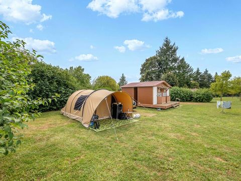 Emplacement - Forfait emplacement Grand Confort avec sanitaires privés