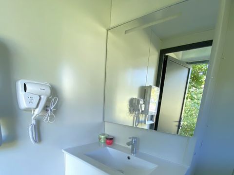 Emplacement - Forfait emplacement Prestige avec sanitaires privés
