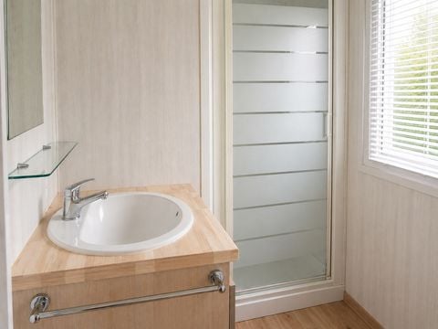 MOBILHOME 4 personnes - MH Confort  terrasse non couverte