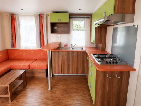 Mobilhome 4 personnes - Confort+ - 2 chambres - Terrasse couverte - 30 m²