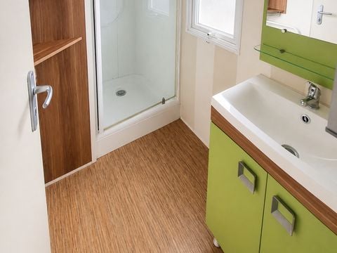 MOBILHOME 4 personnes - Mobil-Home Confort+ 2 ch. - Terrasse couverte - 30 m2