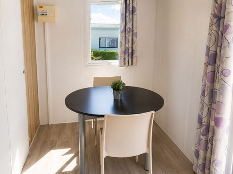 Mobilhome 2 personnes - Privilège - 1 chambre - Terrasse non couverte - 21 m²