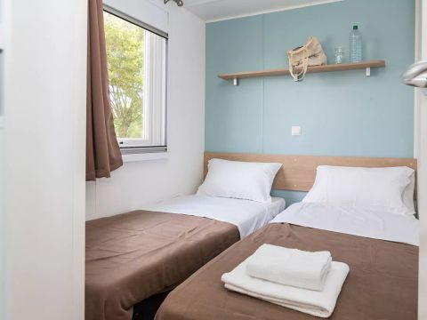 MOBILHOME 8 personnes