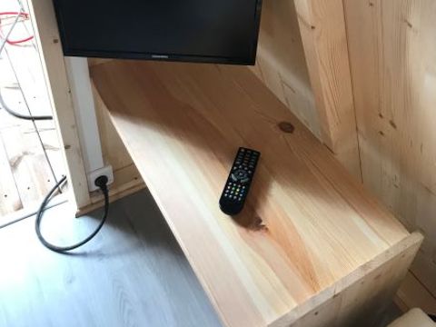 CHALET 2 personnes - SANS SANITAIRES