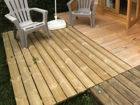 BUNGALOW 4 personnes - POD + chalet cuisine sans sanitaires (Animaux interdits) 2 adultes + 2 enfants