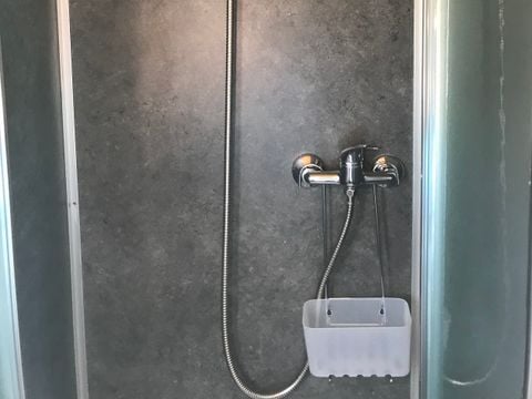 HÉBERGEMENT INSOLITE 2 personnes - Roulotte 11 m² - 1 chambre + terrasse 7 m² (Animaux interdits)