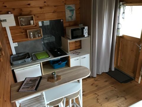 CHALET 2 personnes - 12 m2 sans sanitaires sans eau (Animaux non conseillés)