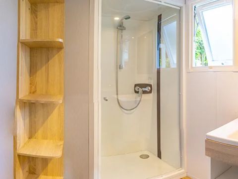 MOBILHOME 8 personnes - 4/8 pers climatisé