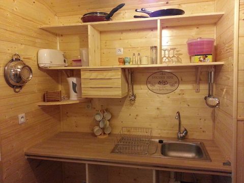 CHALET 4 personnes - Chalet La Cabane 35m² + lave vaisselle + Terrasse couverte +Télevision