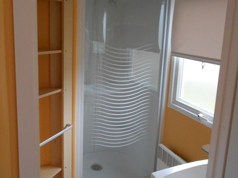 MOBILHOME 4 personnes - Résidence Titania 32m2 Terrasse Couverte + télevision