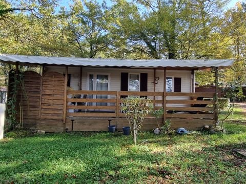 MOBILHOME 4 personnes - 35 Résidence Les Roses 28m2 Terrasse Couverte + Télevision + Cuisine d'été 1/4 pers