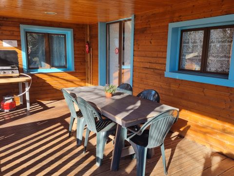 CHALET 5 personnes - 14 Chalet IRIS 45m² avec Télévision + Lave vaisselle + Terrasse couverte 1/5 pers