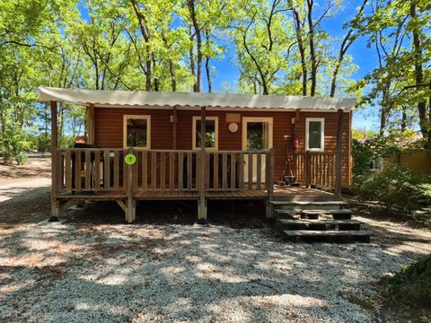 Mobilhome 6 personnes - 07 Résidence La Garenne, 32m2, 3chambres, clim + Terrasse Couverte + télévision + Lave-vaisselle 1/6 pers