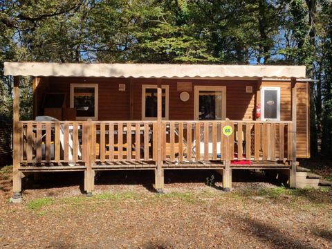 MOBILHOME 6 personnes - 07 Résidence La Garenne, 32m2, 3chambres, clim + Terrasse Couverte + télévision + Lave-vaisselle 1/6 pers
