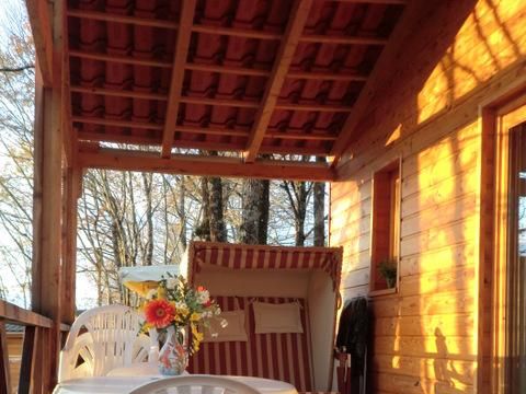 CHALET 5 personnes - 31 Chalet Soleil couchant 35m² + lave vaisselle + Terrasse couverte + Télévision 1/5 pers