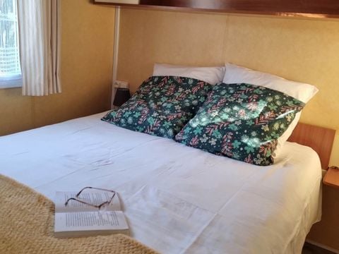 MOBILHOME 6 personnes -  63 Résid de la FORÊT Terrasse couverte, lave vaisselle + climatisation + Télévision 1/6 pers