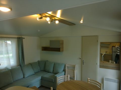 MOBILHOME 6 personnes - Résidence  EDEN 40m2 (2 salle de bains) +clim + LAVE LINGE ET LAVE VAISSELLE+TERRASSE COUVERTE
