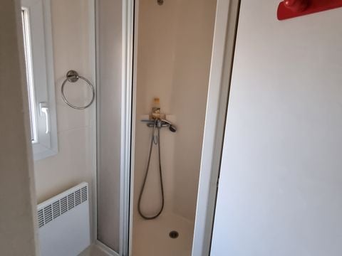 MOBILHOME 4 personnes - 29 Résidence Quiètude 35 m2, Terrasse couverte, Lave-vaisselle + Télévision