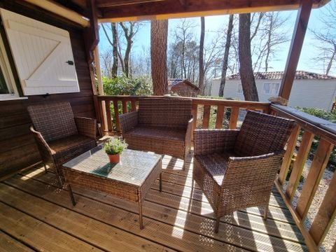 MOBILHOME 4 personnes - 29 Résidence Quiètude 35 m2, Terrasse couverte, Lave-vaisselle + Télévision