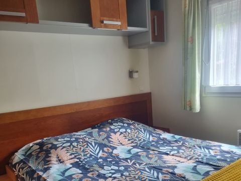 MOBILHOME 4 personnes - 30 residence le lavandier 32M2, Terrasse Couverte, Télevision + Lave Vaisselle+ climatisation