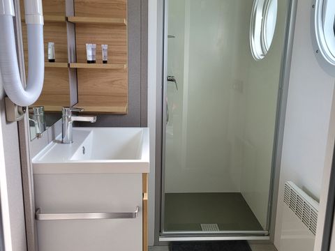 MOBILHOME 6 personnes - Lodge Premium 2 chambres 4/6 P MOBILHOME 6 personnes - Lodge Premium 2 chambres 4/6 P