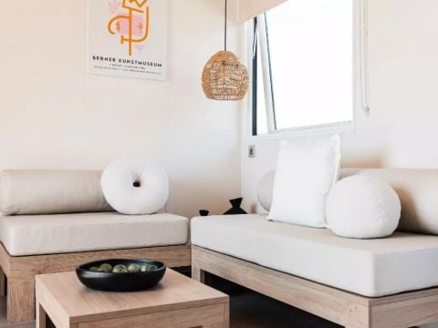 LODGE 4 personnes - Lodge O Côté Cuisine - 3 Pièces pour 4 Personnes + TV