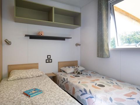 MOBILHOME 4 personnes - Confort - Grande terrasse couverte