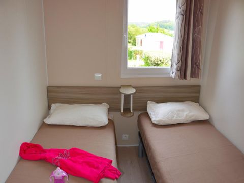 MOBILHOME 4 personnes - Confort - Grande terrasse couverte