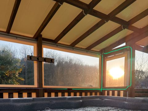 MOBILHOME 4 personnes - Premium - 2 SDB- spa privatif