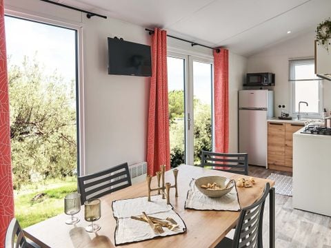 MOBILHOME 4 personnes -  Confort Plus 2 CH - Terrasse semi couverte 