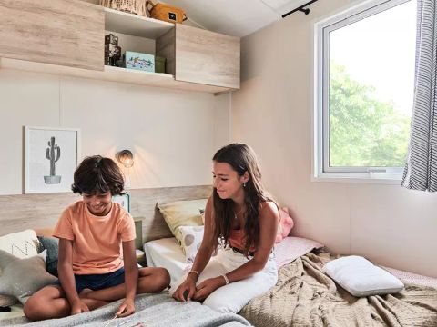 MOBILHOME 6 personnes - COTTAGE PREMIUM  40m2- 3CH - 2 SDB - borne de recharge électrique 6 personnes