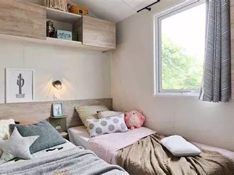 MOBILHOME 6 personnes - COTTAGE PREMIUM  40m2- 3CH - 2 SDB - borne de recharge électrique 6 personnes