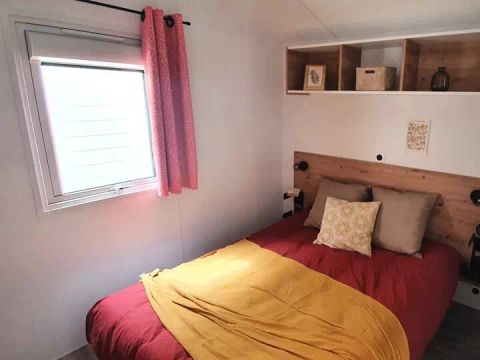 MOBILHOME 6 personnes - COTTAGE PREMIUM  40m2- 3CH - 2 SDB - borne de recharge électrique 6 personnes