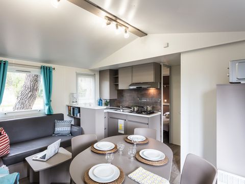 MOBILHOME 6 personnes - Comfort | 3 Ch. | 6 Pers. | Terrasse surélevée | Clim.